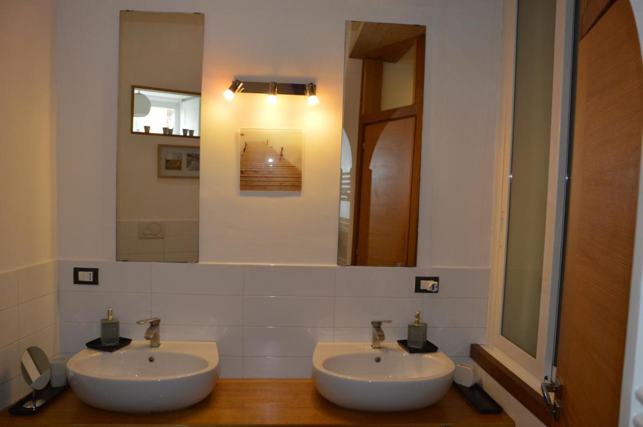Appartement Casa Flora Al Corso à Naples Extérieur photo