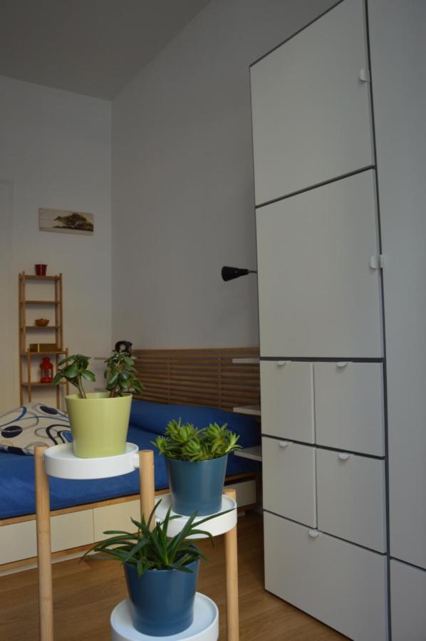 Appartement Casa Flora Al Corso à Naples Extérieur photo